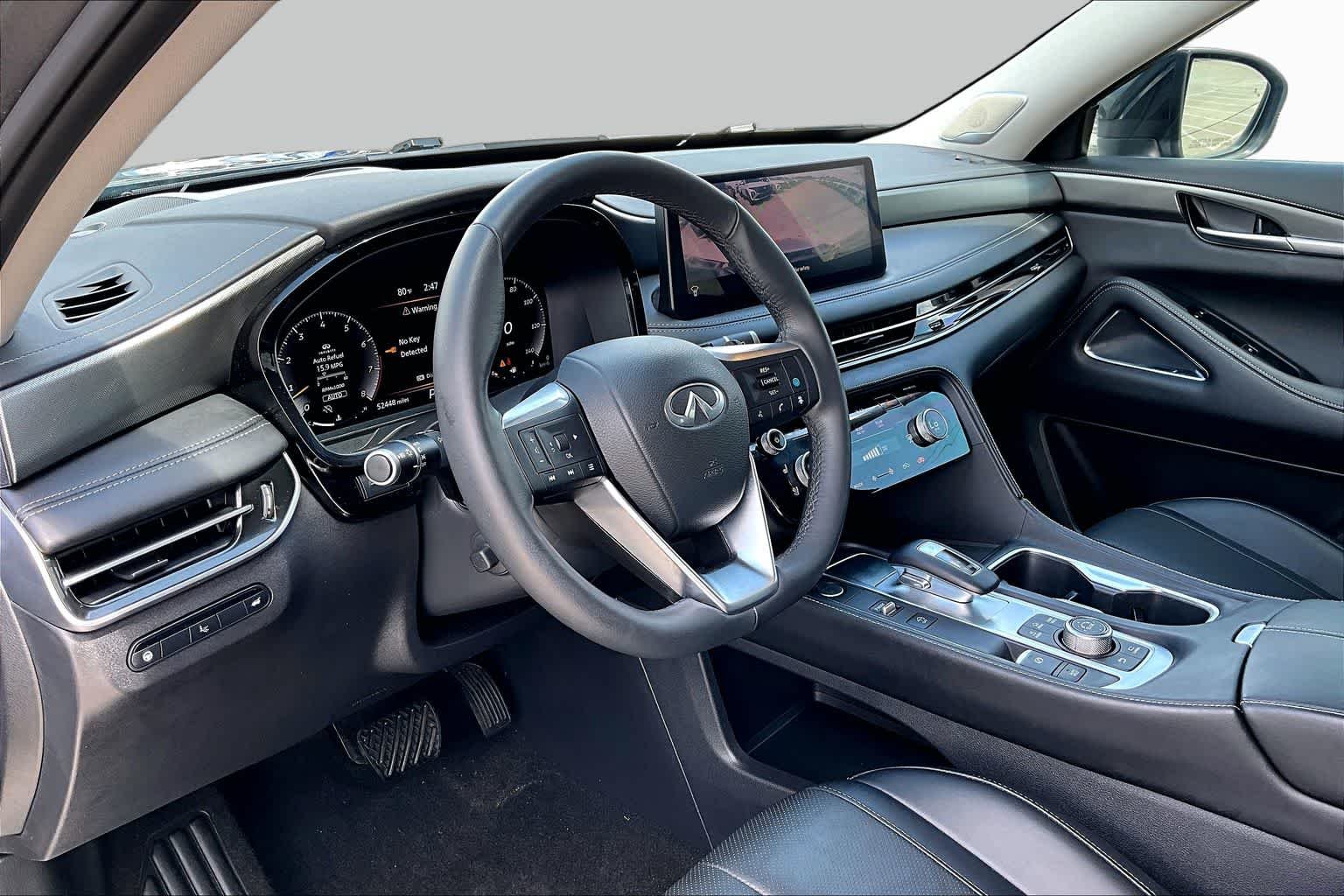 Used 2023 Graphite Shadow INFINITI LUXE image 17