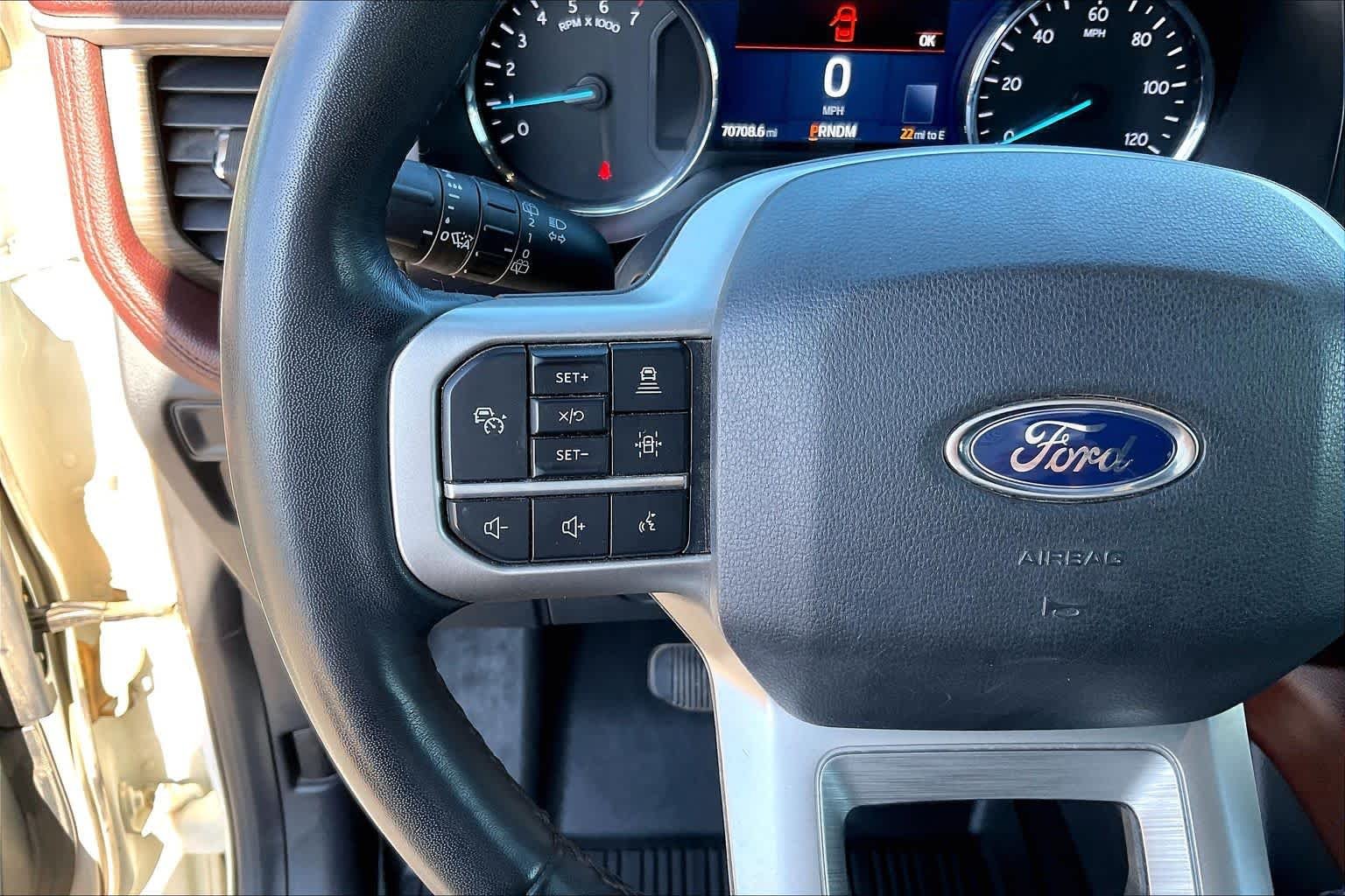 Used 2022 Star White Metallic Tri-Coat Ford Limited image 23