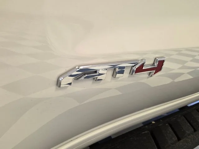 Used 2026 White GMC AT4 image 12