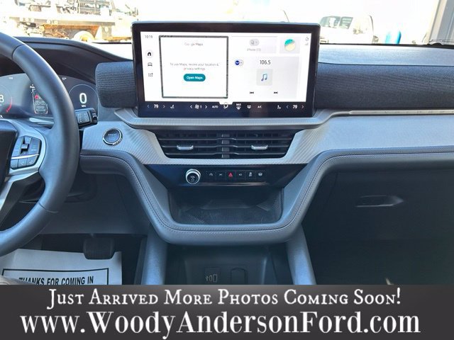 Used 2026 Vapor Blue Metallic Ford Active image 12