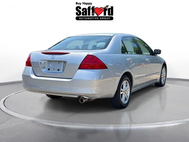 Used 2007 Silver Honda SE image 8