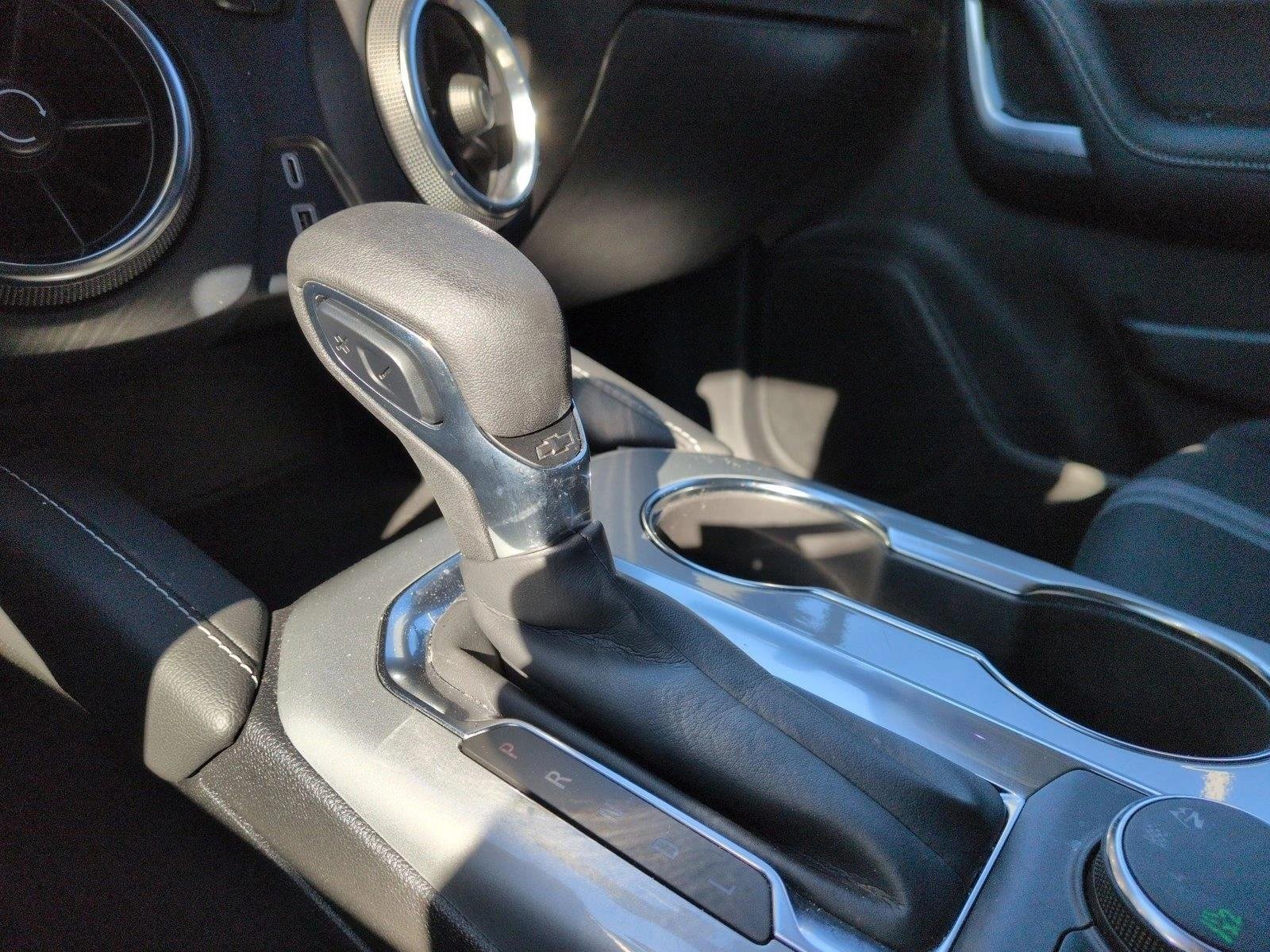 Used 2025 Summit White Chevrolet LT image 12