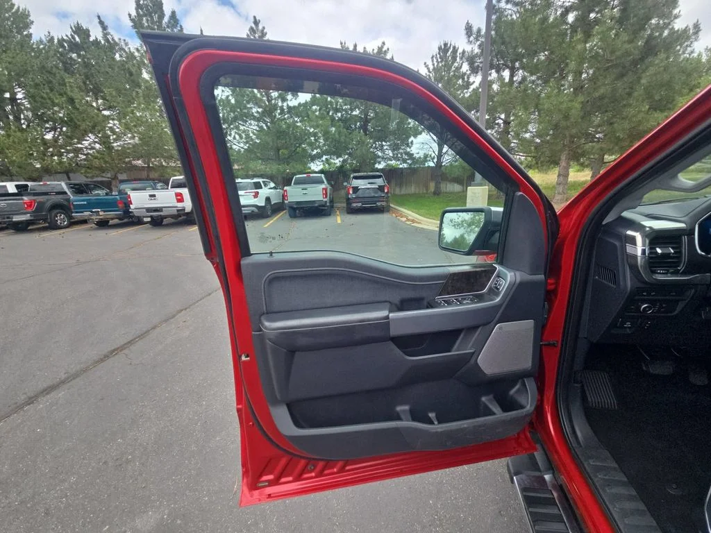 Used 2021 Red Ford XLT image 28