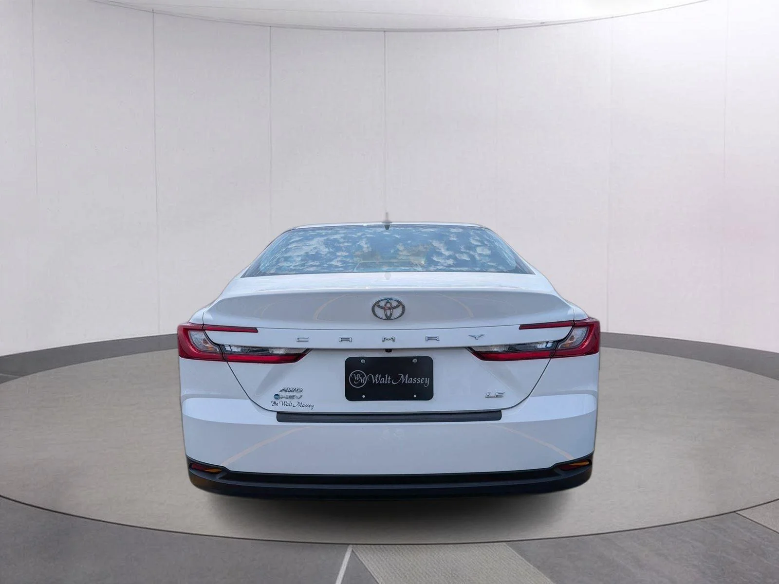 Used 2025 Ice Cap Toyota LE image 4