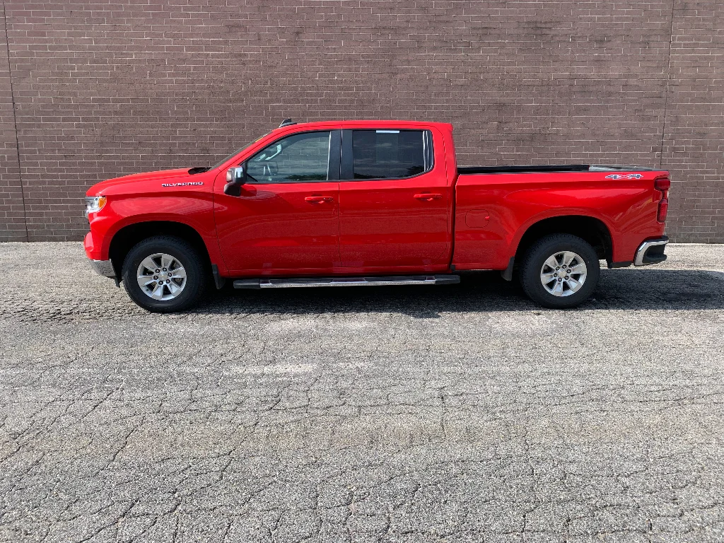 Used 2023 Red Chevrolet LT image 2