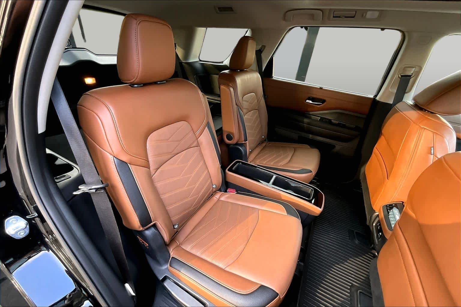 Certified Used 2025 Super Black Nissan Platinum image 21