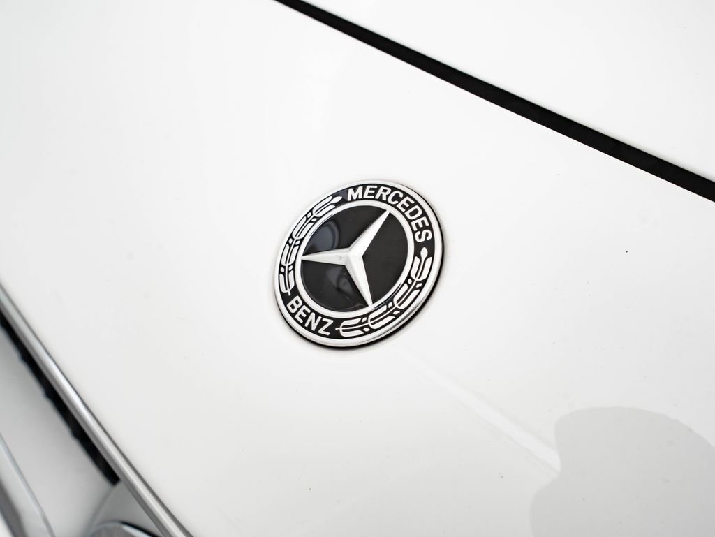 Used 2025 Polar White Mercedes-Benz C 300 image 16