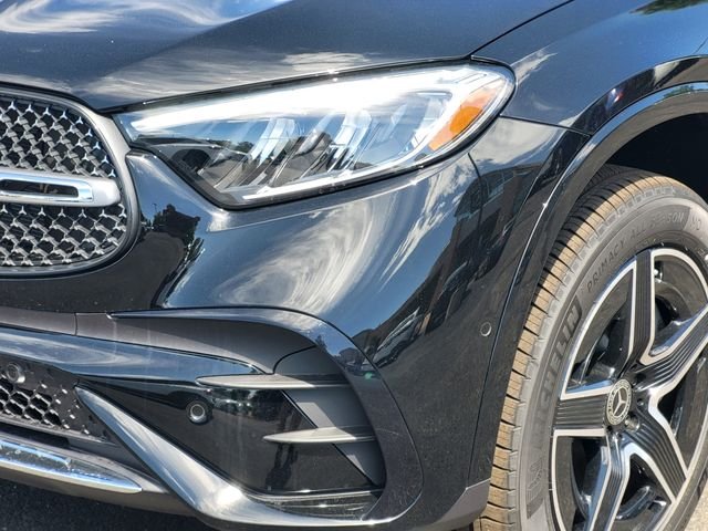 New 2026 Black Mercedes-Benz GLC 300 image 7