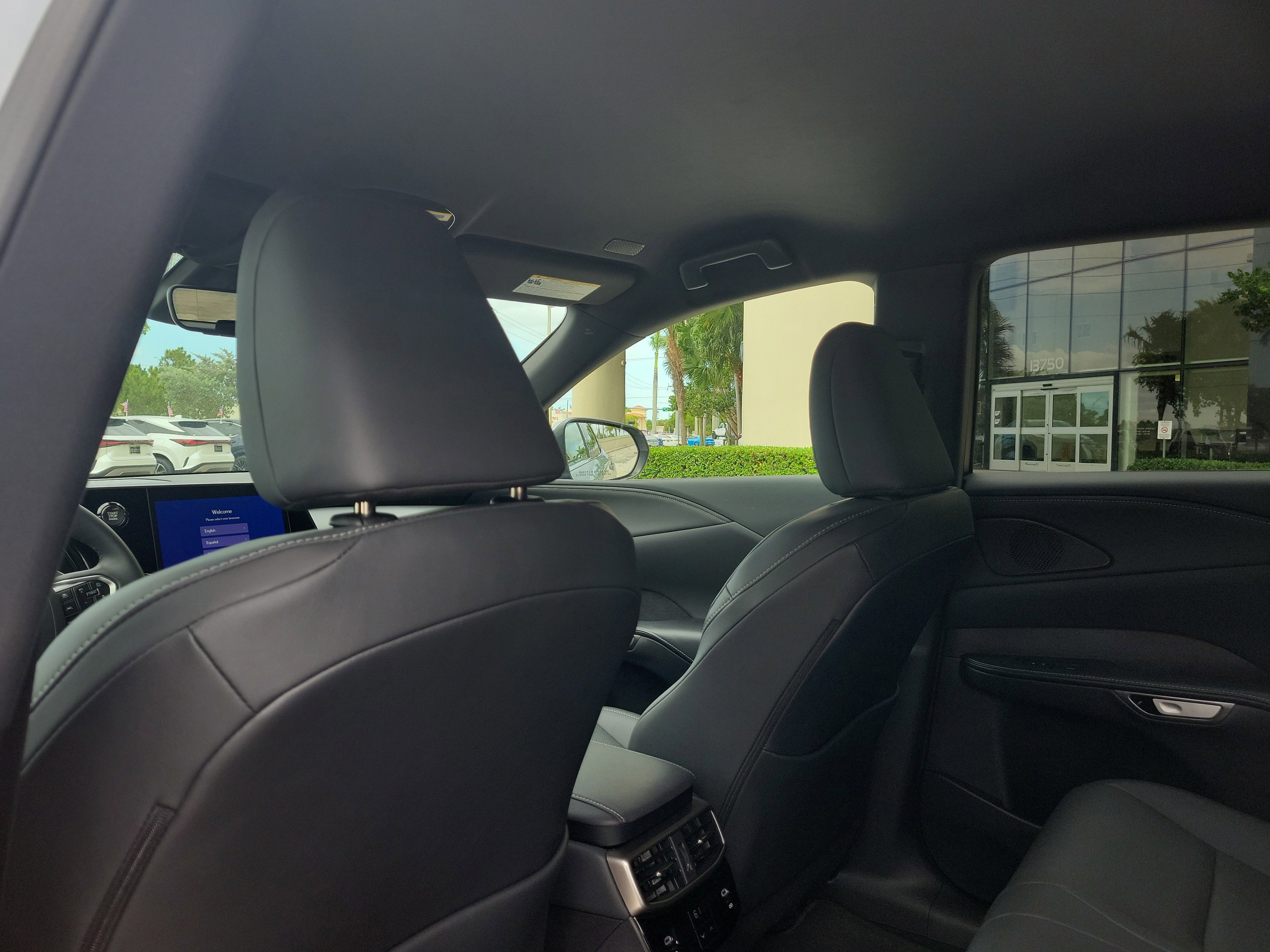 Certified Used 2025 Iridium Lexus RX 350 image 17