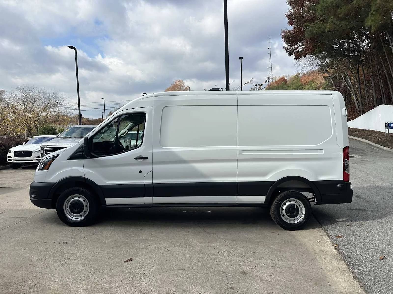 New 2026 Oxford White Ford Cargo Van image 4
