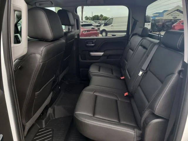 Used 2018 White Chevrolet LT image 14