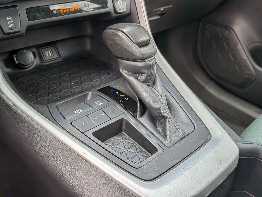 Used 2024 Silver Toyota XLE image 16