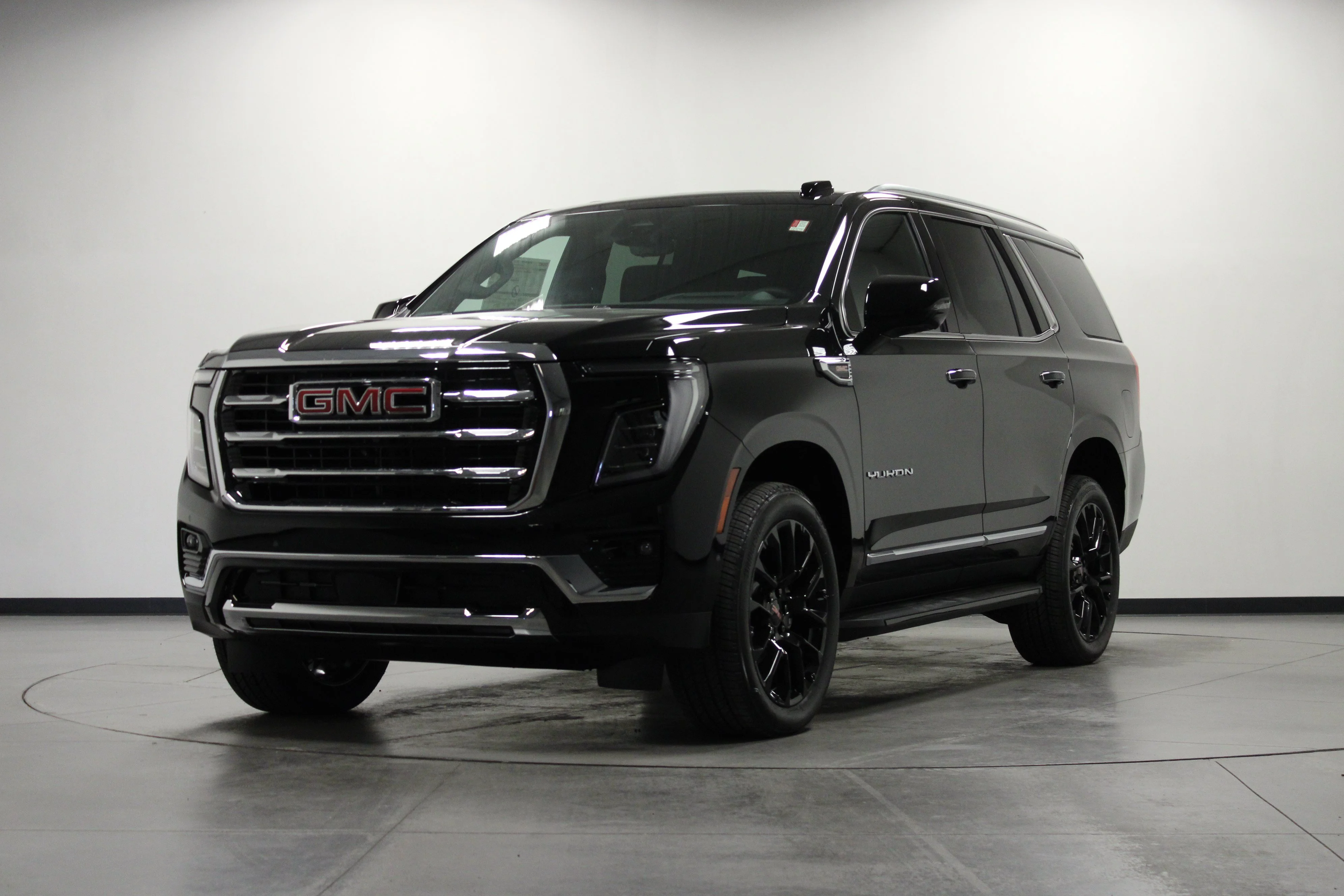 New 2026 Onyx Black GMC Elevation image 8