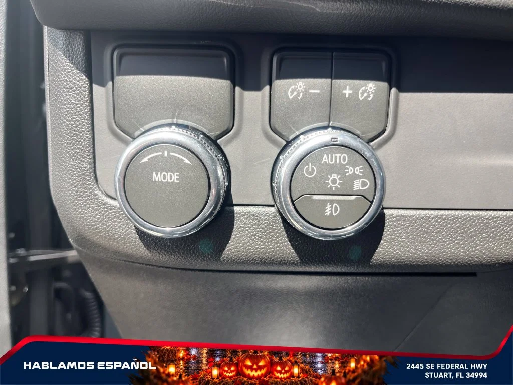 New 2026 Onyx Black GMC Elevation image 17