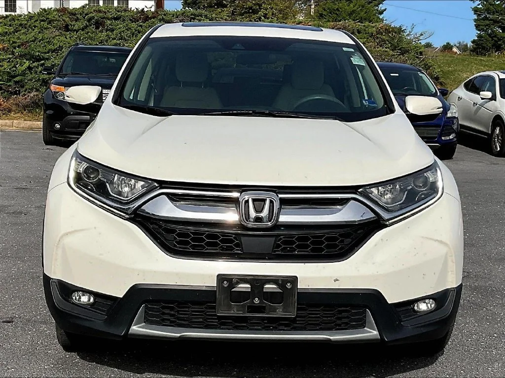 Used 2018  Honda EX image 11