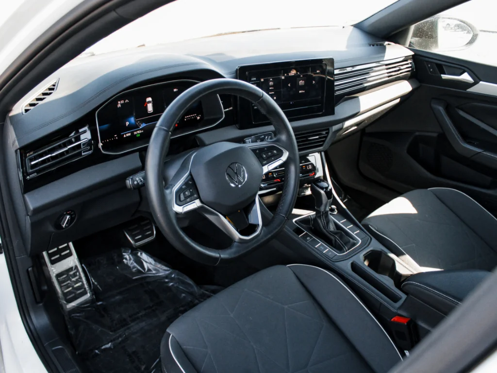 Used 2025 White Volkswagen Sport image 8