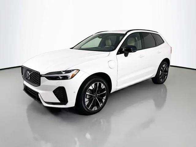 2026 Volvo XC60 Plug-In Hybrid T8 Plus
