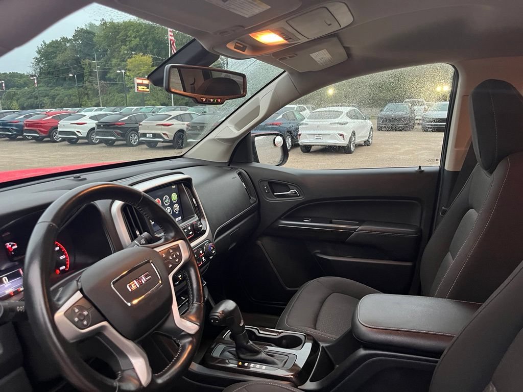 Used 2016 CARDINAL RED GMC 4WD SLE image 14