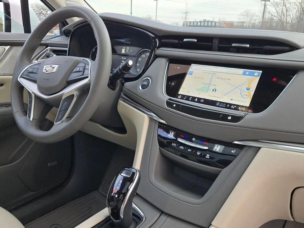 2025 Cadillac XT5 Premium Luxury - Photo 8