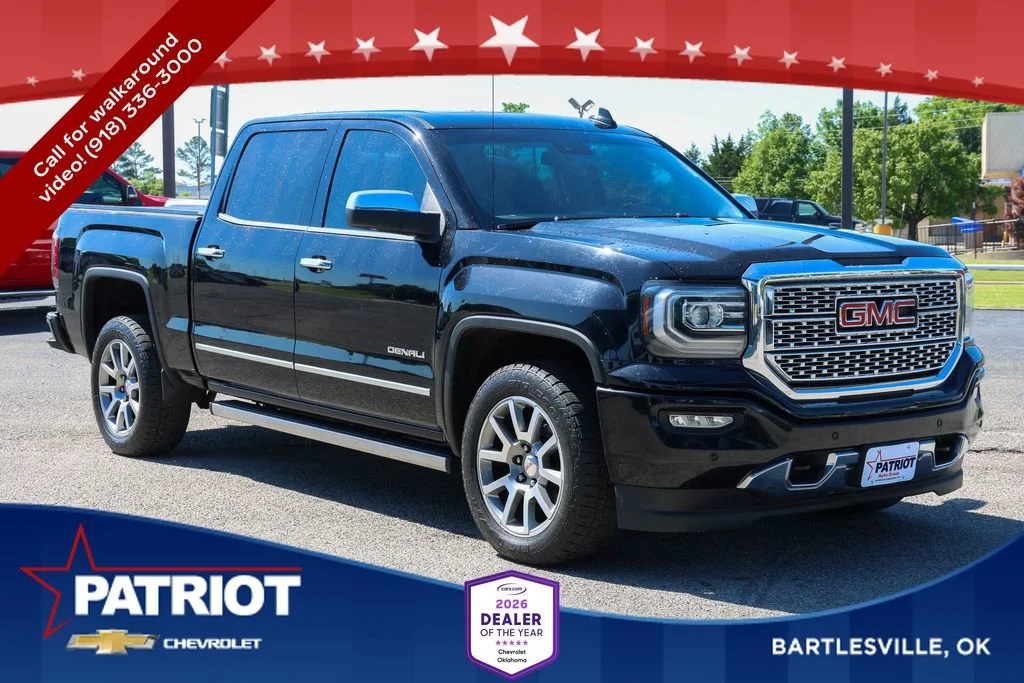 2018 GMC Sierra 4WD Crew Cab Short Box's photo