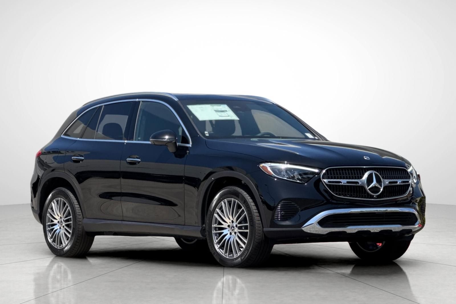 New 2026 Black Mercedes-Benz GLC 300 image 33