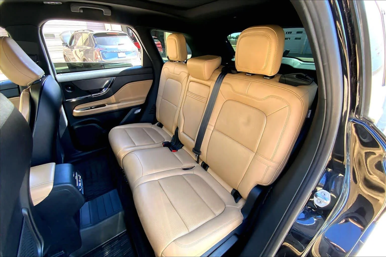 Used 2021 Infinite Black Lincoln Reserve image 21