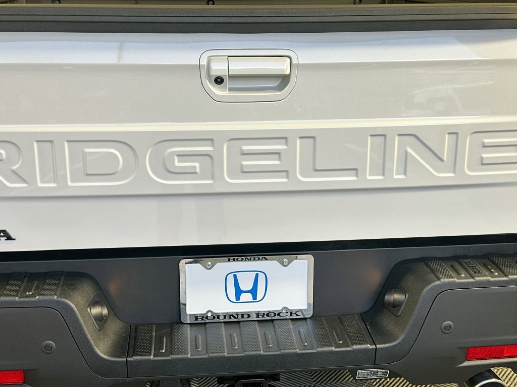 New 2026 Platinum White Pearl Honda Black Edition image 22