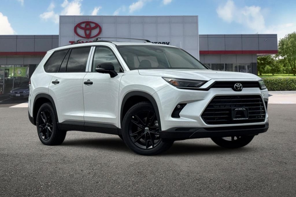 New 2026 Wind Chill Pearl <sup>1</sup> Toyota  Nightshade image 2