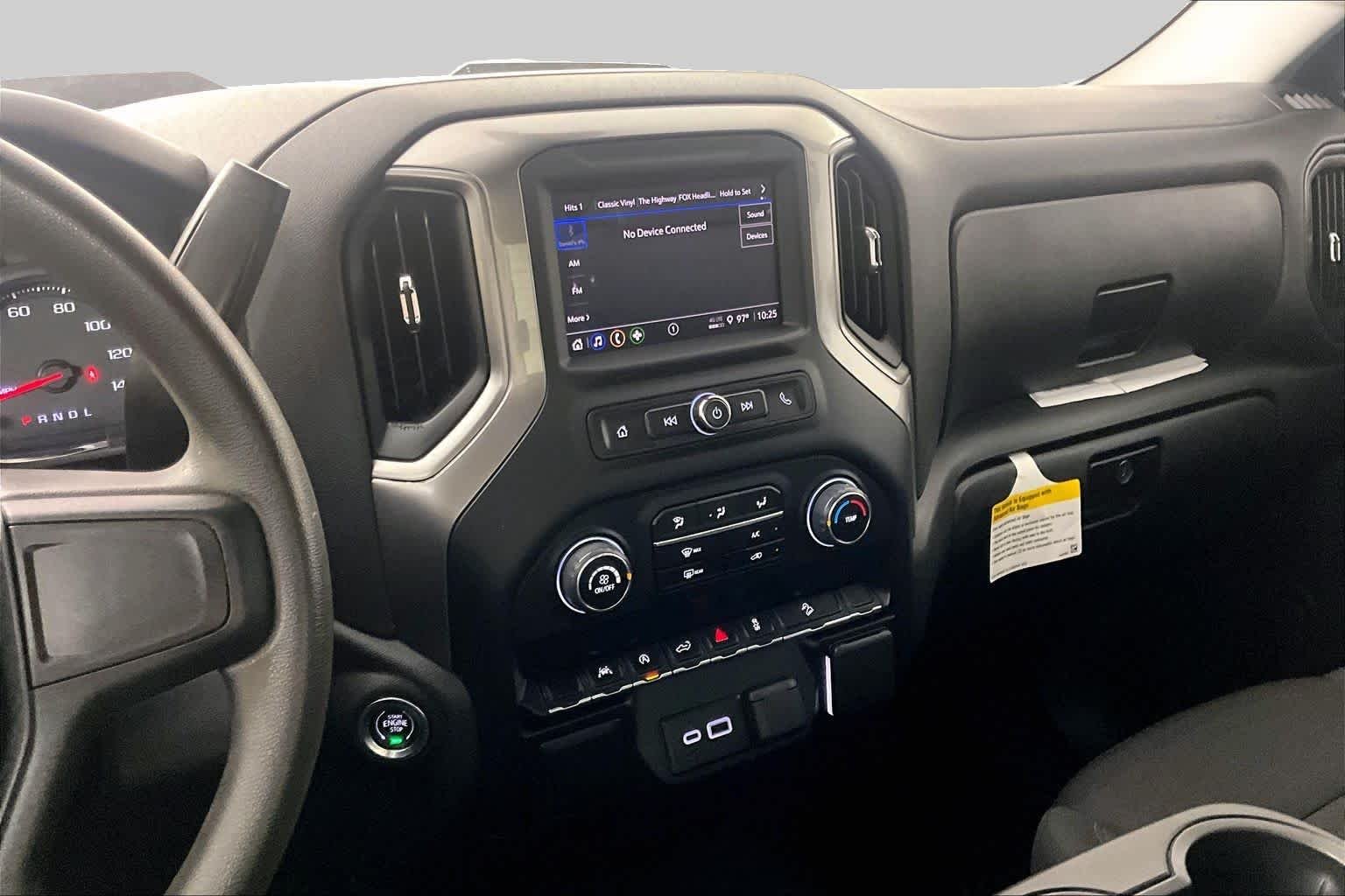 2024 Chevrolet Silverado 1500 Custom - Photo 13