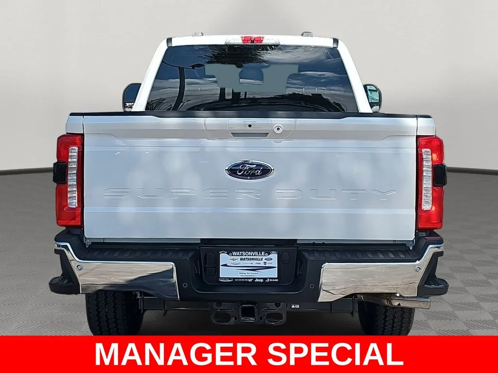 New 2026 Star White Metallic Tri-Coat Ford F-250® Platinum® image 4
