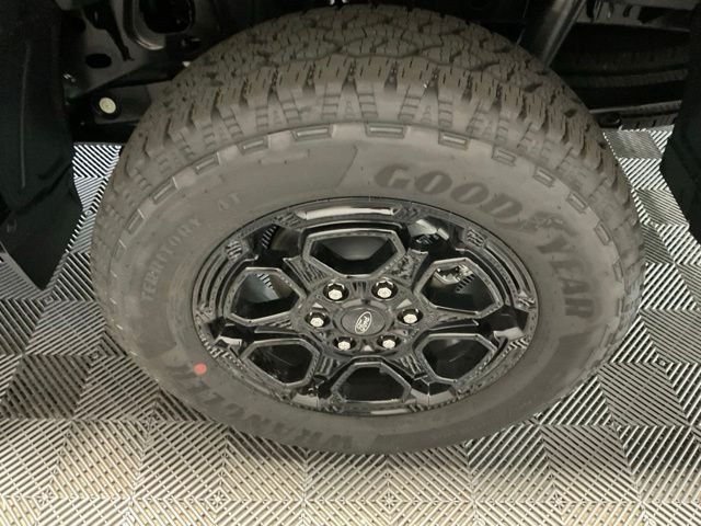 New 2026 Shadow Black Ford XLT image 40