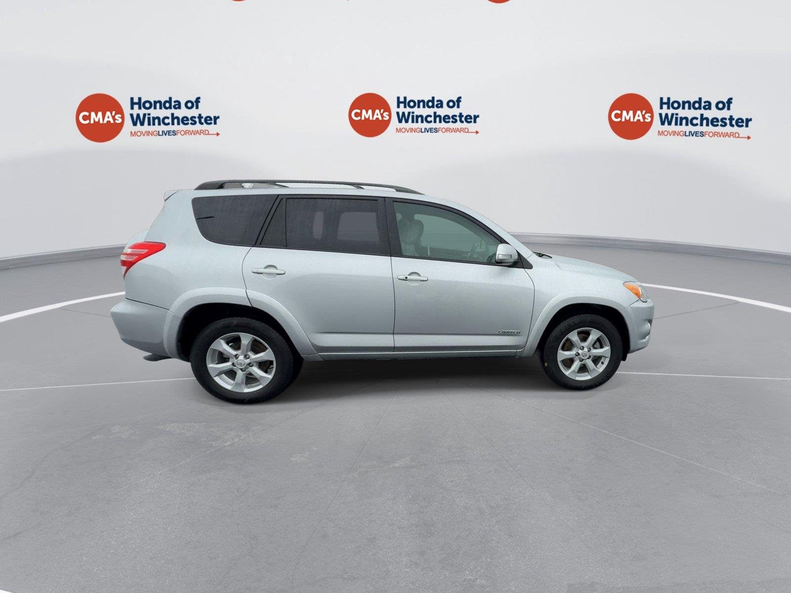 Used 2011 Classic Silver Metallic Toyota Limited image 9