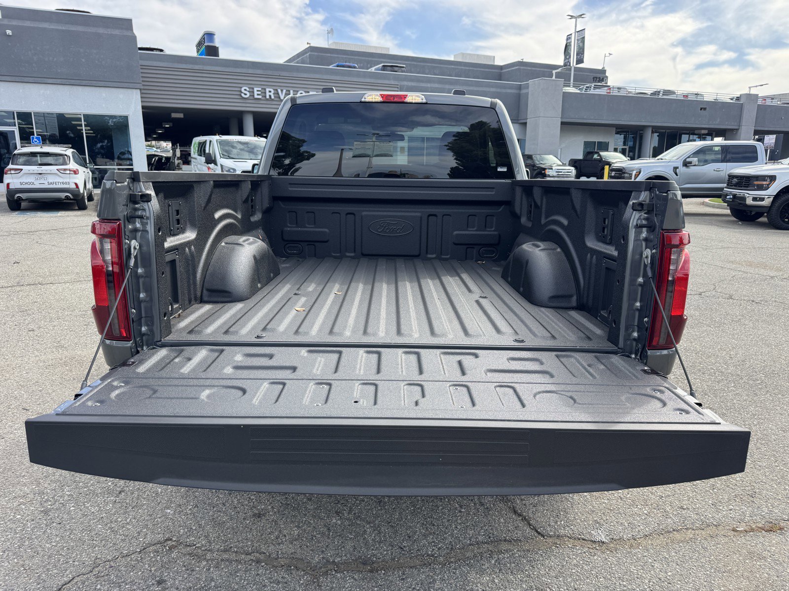 New 2026 Carbonized Gray Metallic Ford XL image 10