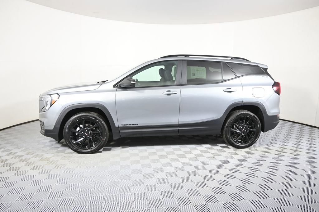 Used 2023 GMC Terrain SLE with VIN 3GKALTEG8PL121797 for sale in Forest Lake, Minnesota