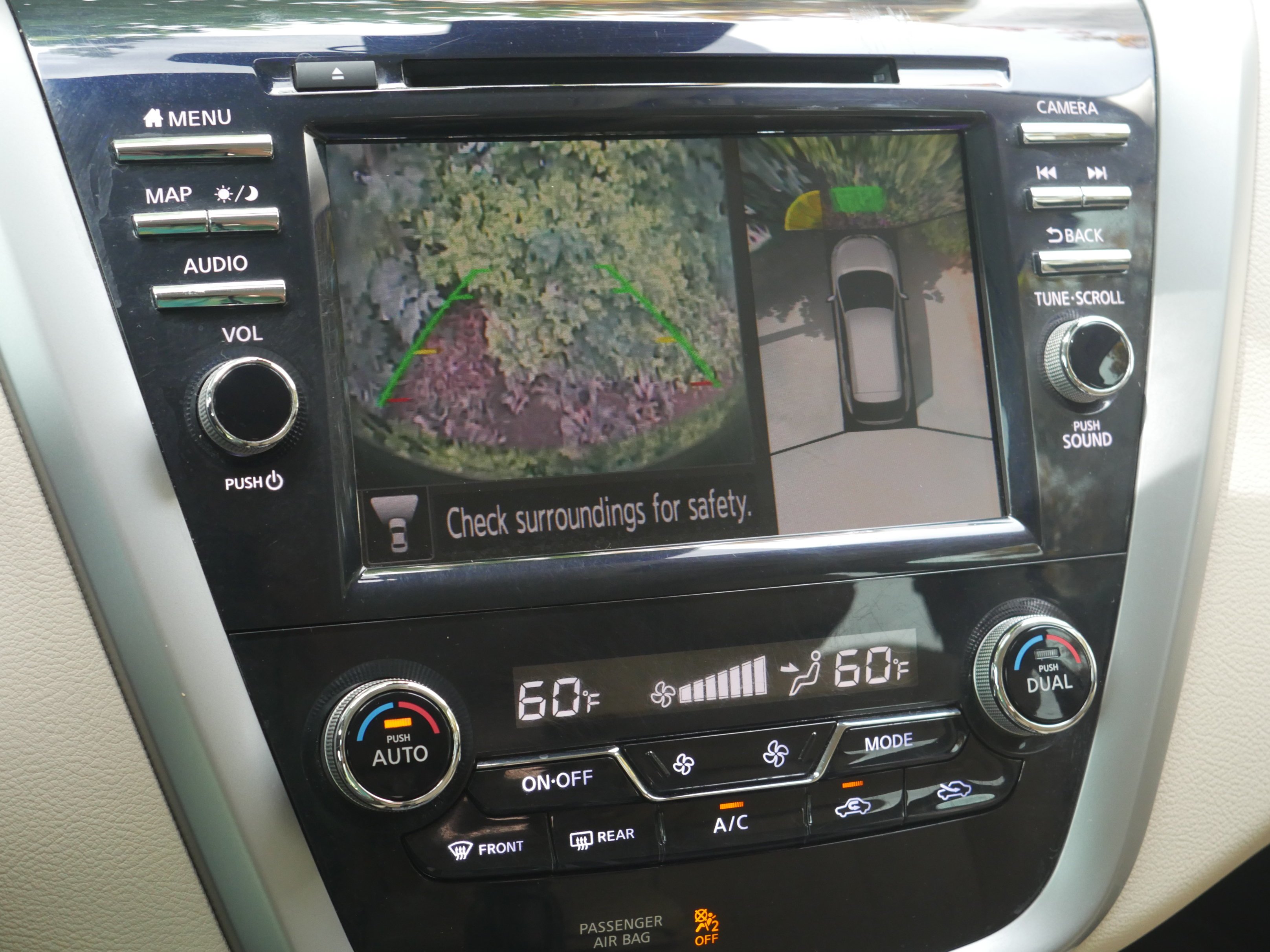 Used 2019 Mocha Almond Pearl Nissan Platinum image 9