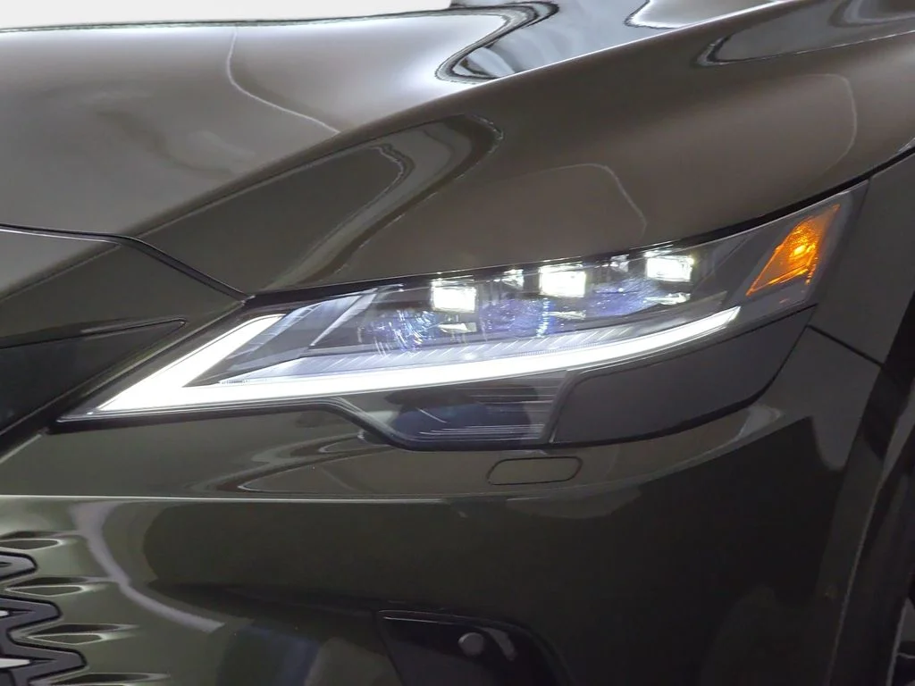 New 2026 Nori Green Pearl Lexus LUXURY image 29