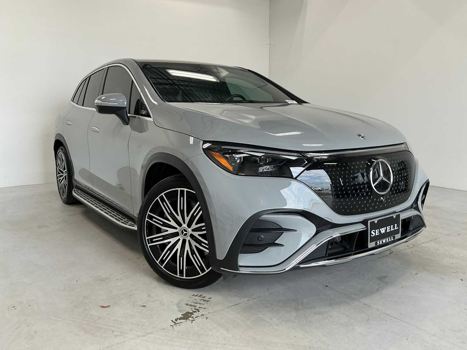 Used 2023 MANUFAKTUR Alpine Grey Mercedes-Benz EQE 350+ image 4