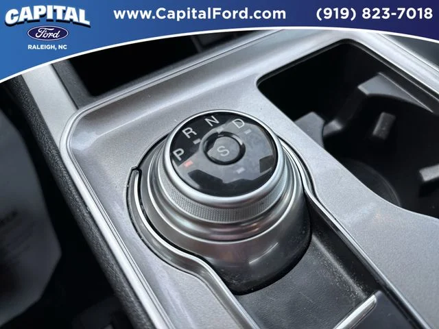 Used 2023 Gray Ford SEL image 30