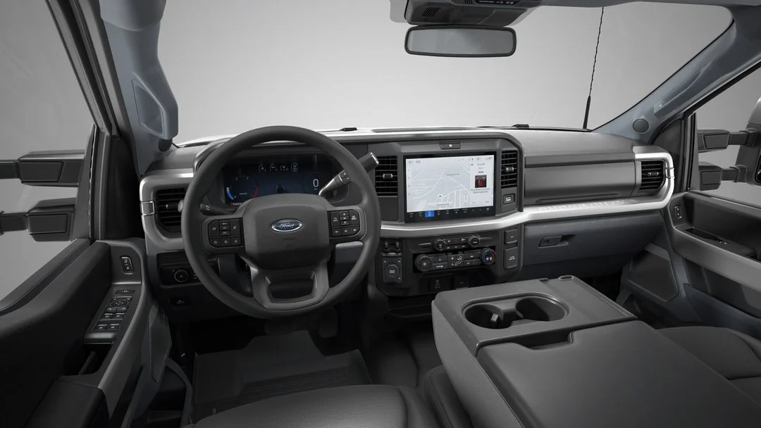 New 2026 Oxford White Ford XLT image 7