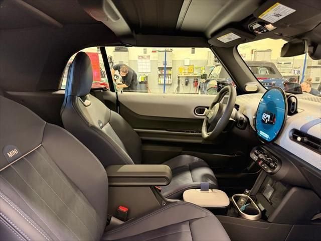 2026 MINI Convertible Base - Photo 23