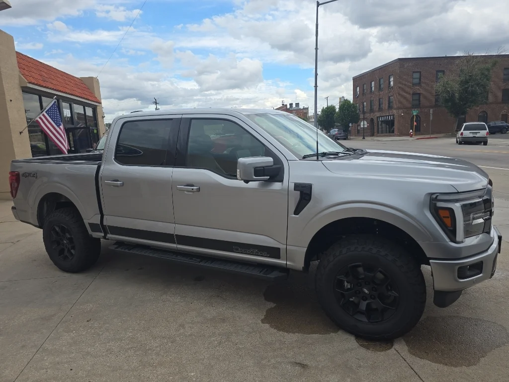 New 2026 Iconic Silver Metallic Ford Lariat® image 3