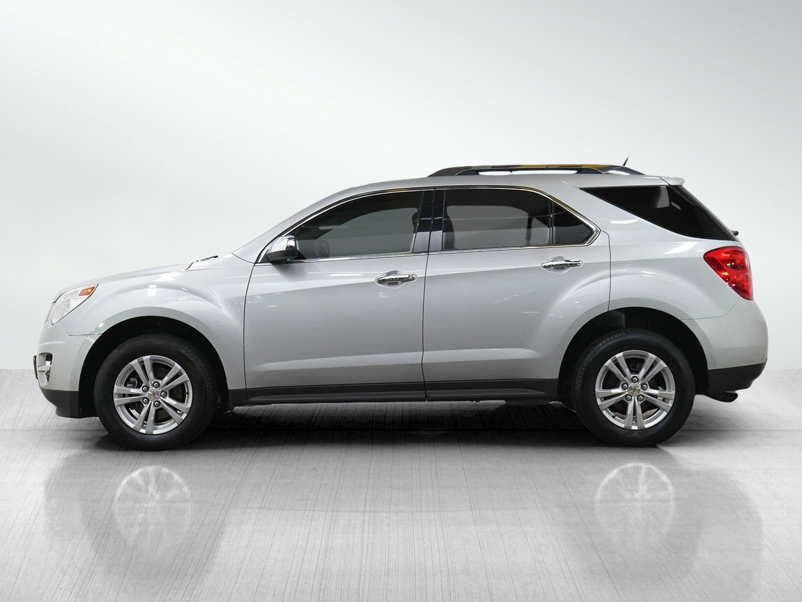 Used 2011 Chevrolet Equinox 2LT with VIN 2CNFLNEC0B6453106 for sale in Minneapolis, Minnesota