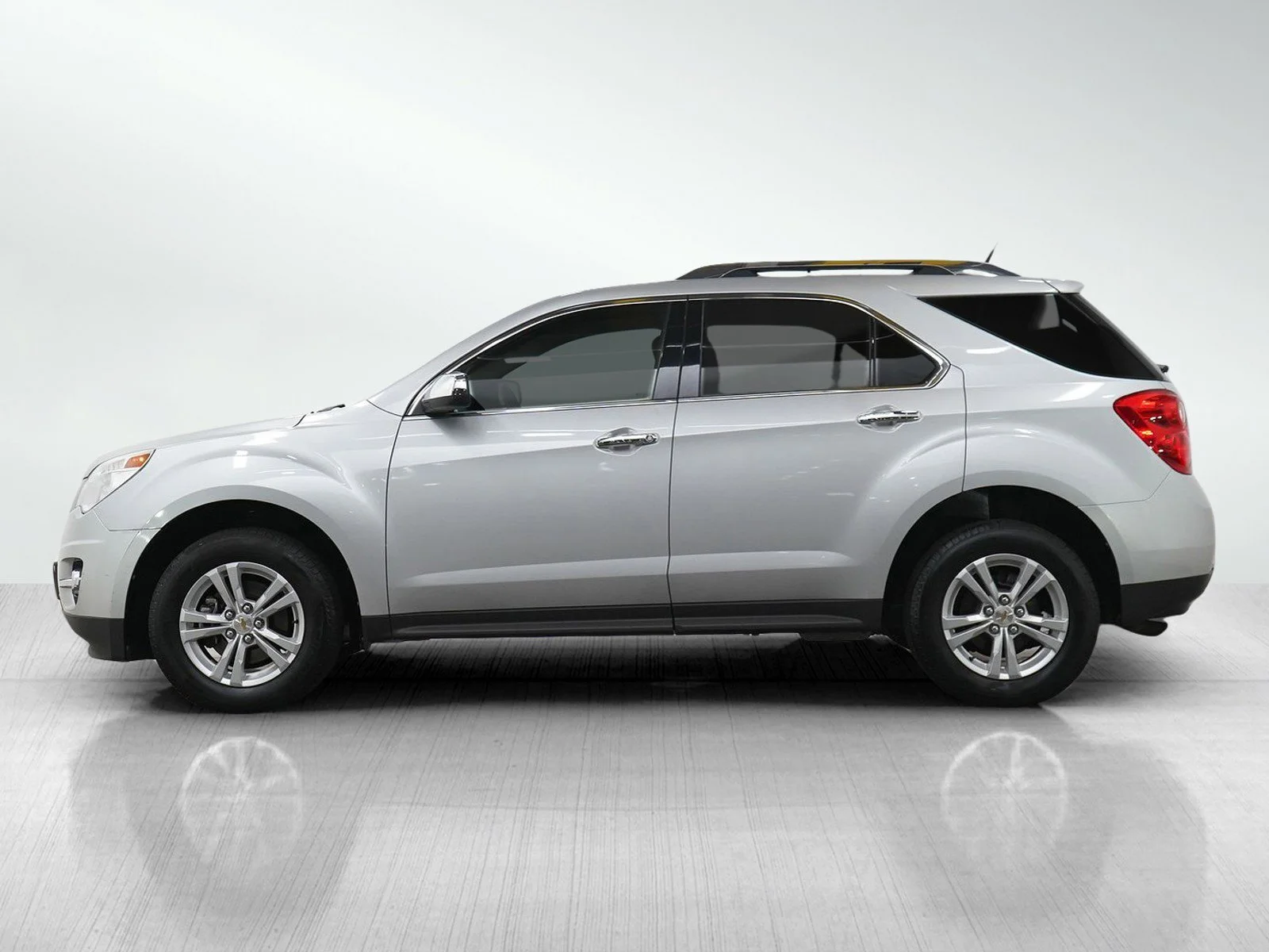 Used 2011 Chevrolet Equinox 2LT with VIN 2CNFLNEC0B6453106 for sale in Minneapolis, Minnesota