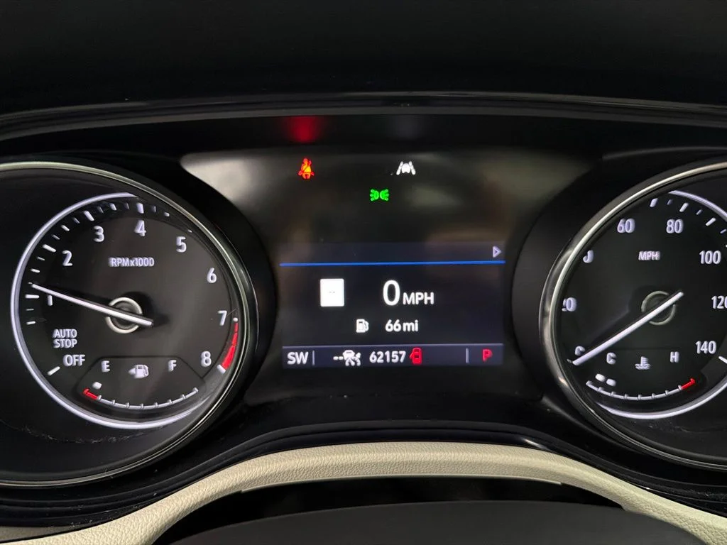 Used 2020 White Buick Essence image 16