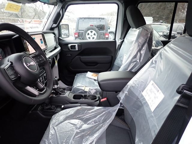 New 2026 Bright White Clear-Coat Exterior Paint Jeep Sport S image 12