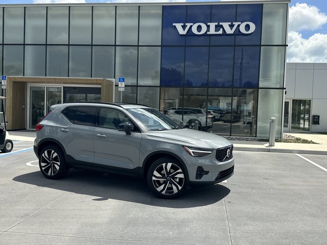2026 Volvo XC40 Ultra