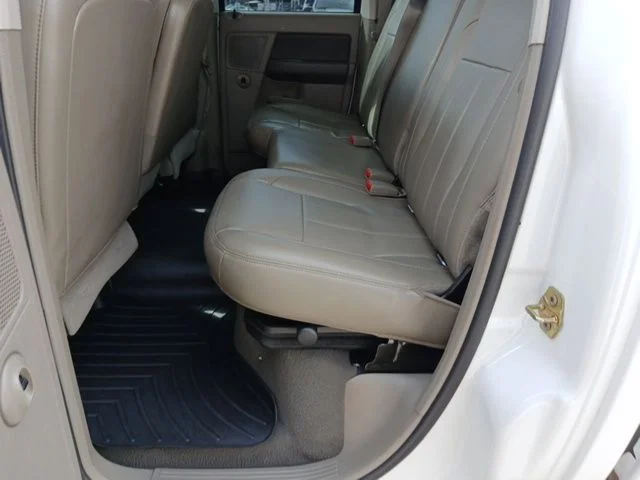 Used 2007 White Dodge Laramie image 27