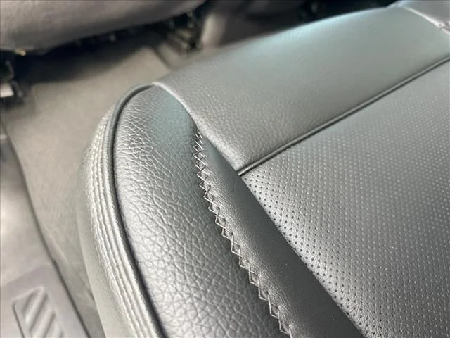 Used 2024 White GMC Denali image 23