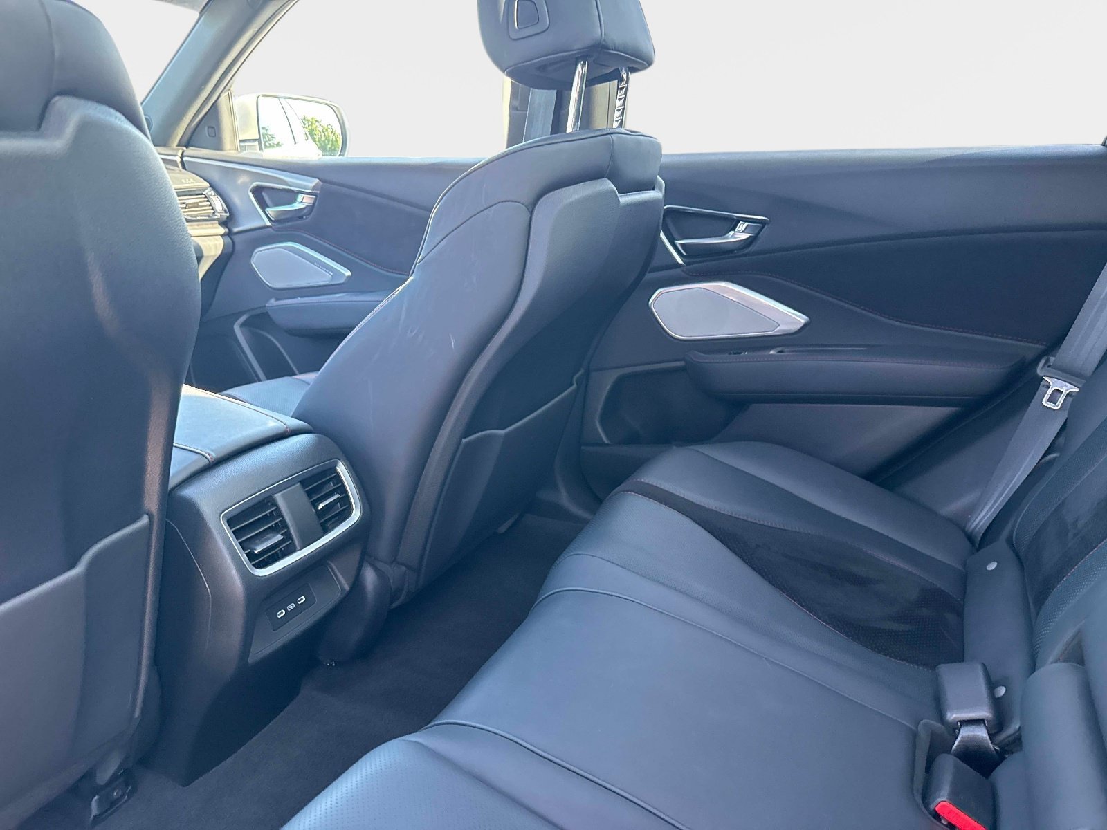 Used 2023 Platinum White Acura w/A-Spec Package image 14