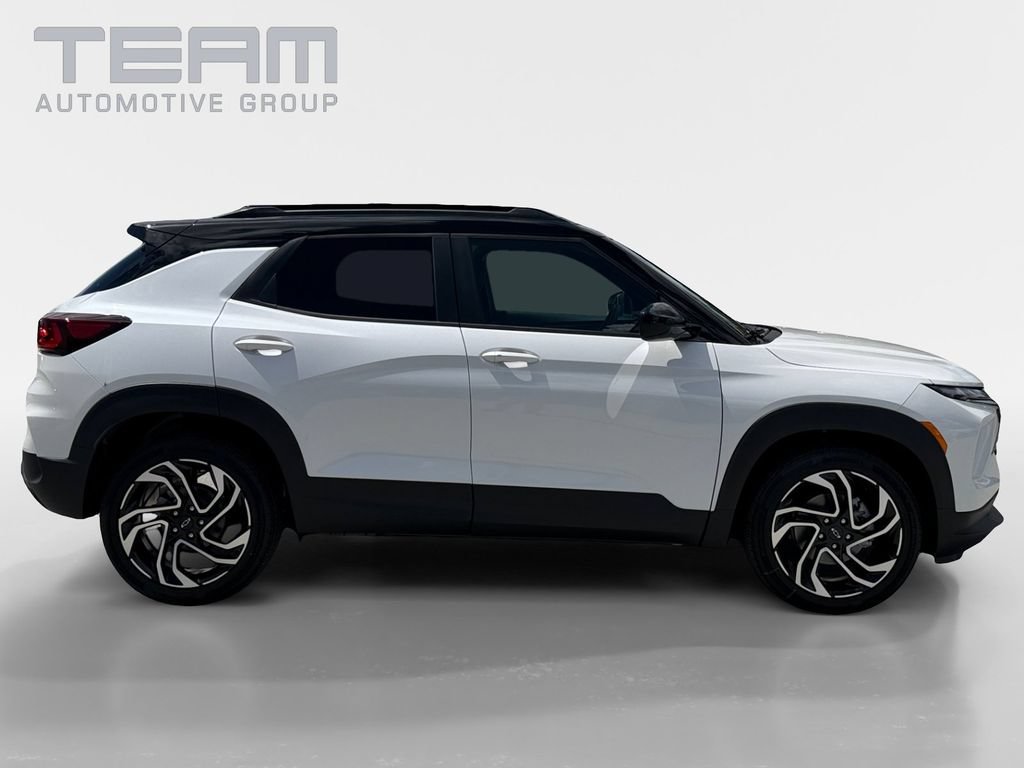 New 2026 Iridescent Pearl Tricoat Chevrolet RS image 8